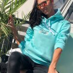 miętowa_bluza_z_kapturem_damska_przed_tobą_wszystko01