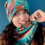 Welurowa Wiosenna czapka damska z kominem szmaragdowa handmade