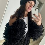 Sweter damski z fredzlami kardigan czarny